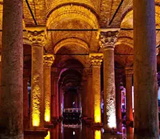آب انبار بازیلیکا استانبول (Basikilia Cistern)