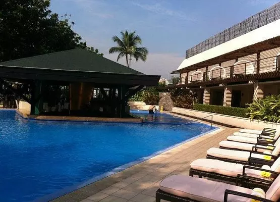 THE MANILA HOTEL
