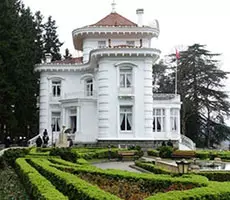 عمارت آتاتورک ترابزون